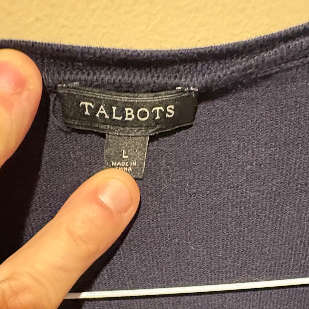 Talbots Navy Blue Button Down cardigan shirt w scallop details - Picture 4 of 5